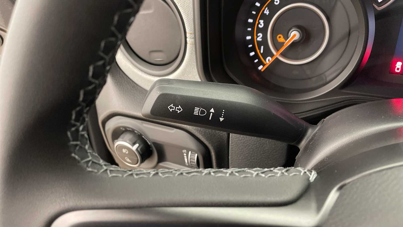 Thumbnail: 2026 Jeep Gladiator - 17