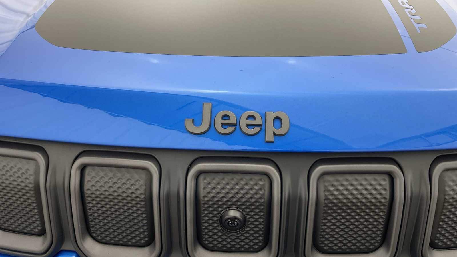 Thumbnail: 2022 Jeep Compass - 40