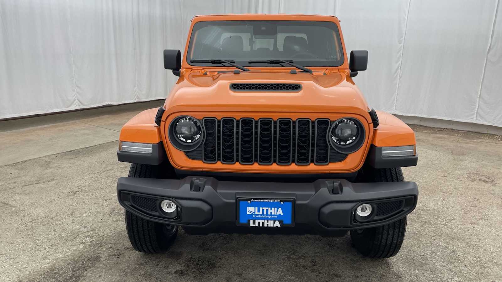 Thumbnail: 2025 Jeep Gladiator - 38