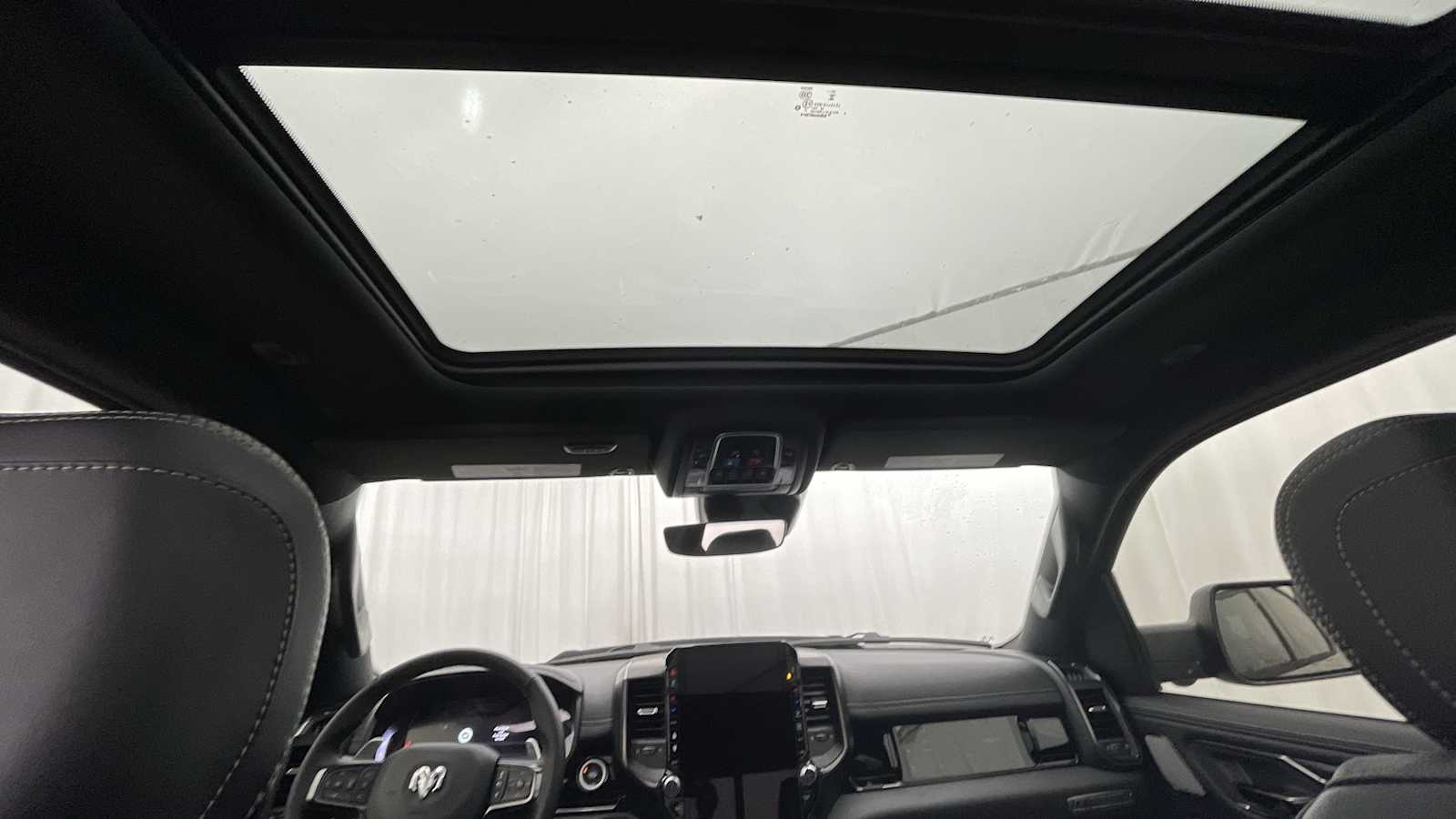 Thumbnail: 2026 RAM 1500 - 9