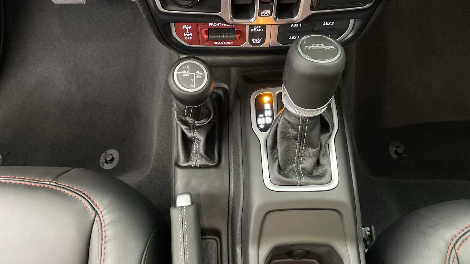 Thumbnail: 2026 Jeep Gladiator - 21