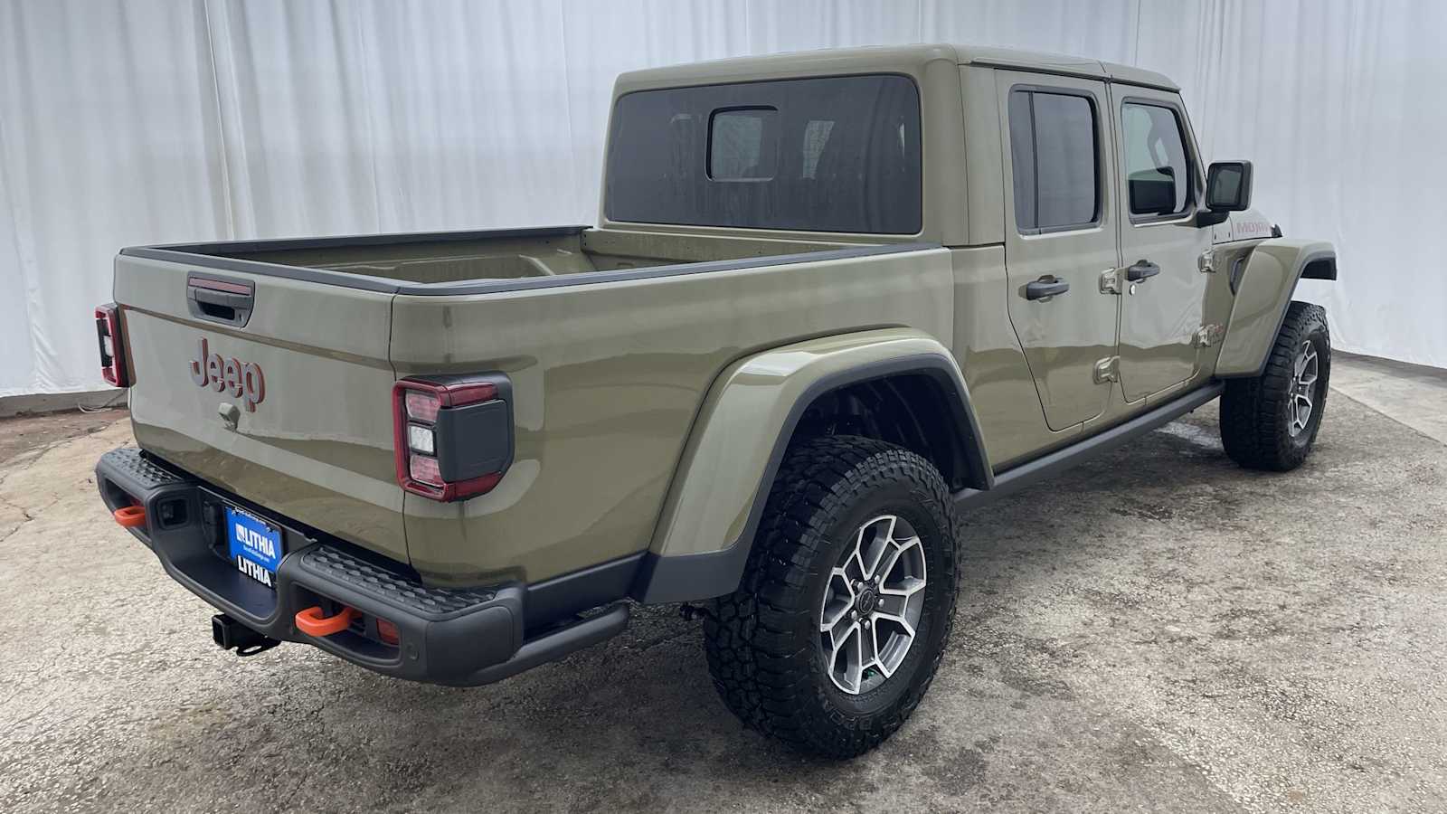Thumbnail: 2025 Jeep Gladiator - 36