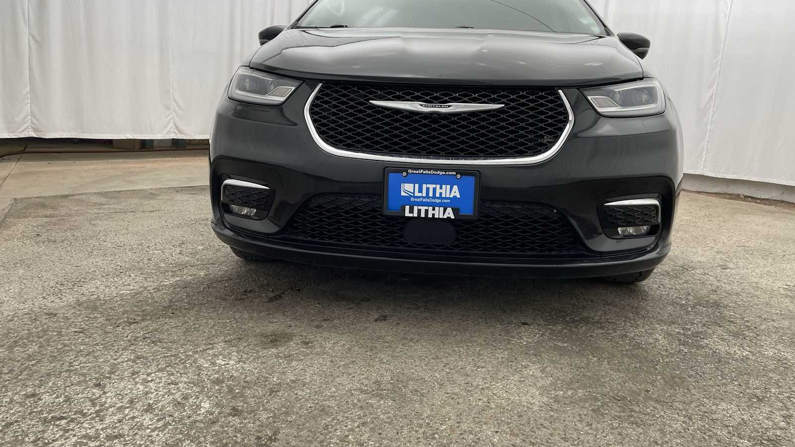 Thumbnail: 2022 Chrysler Pacifica - 38