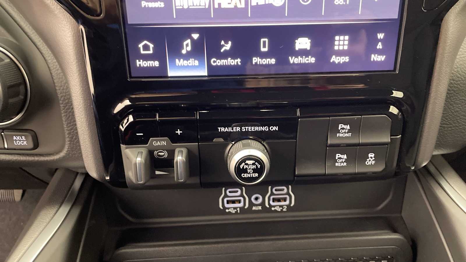 Thumbnail: 2026 RAM 1500 - 23