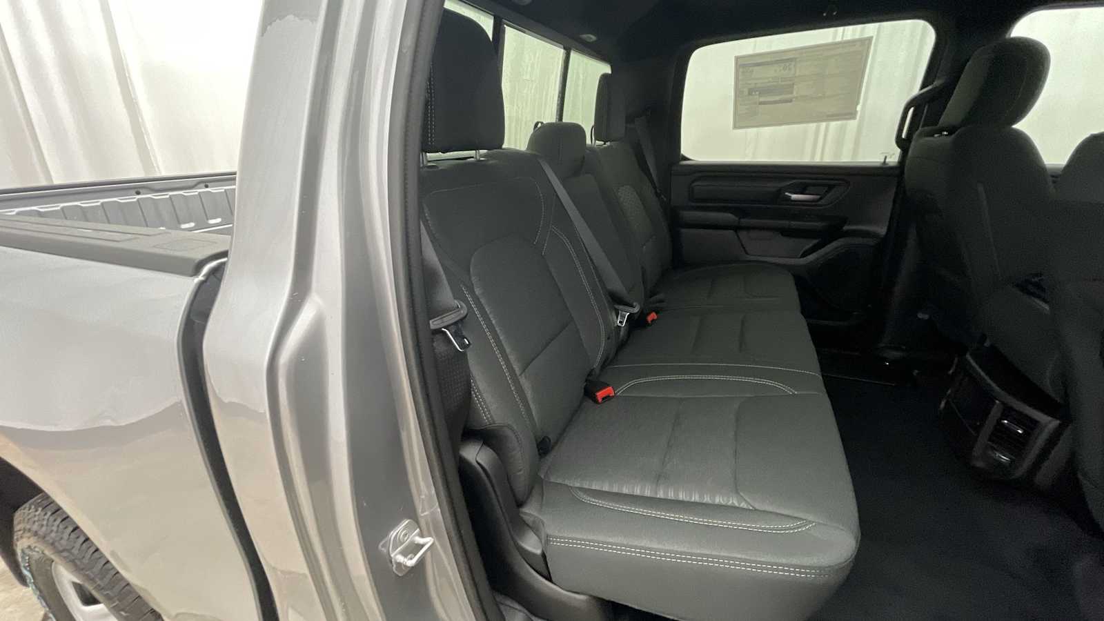 Thumbnail: 2026 RAM 1500 - 9