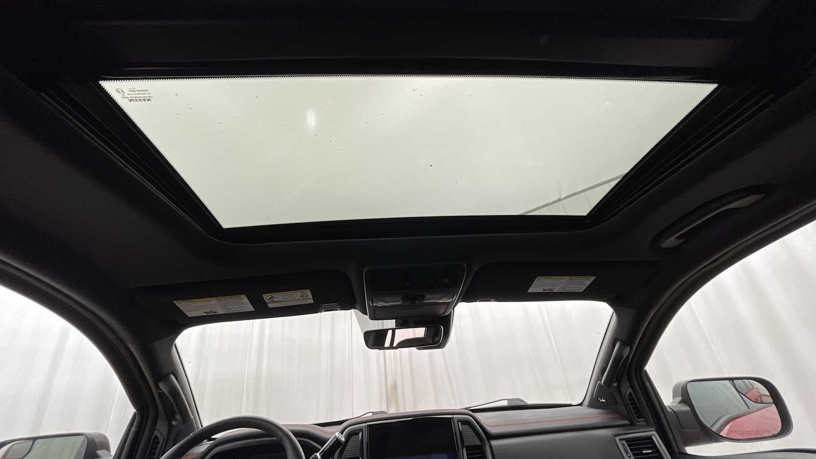 Thumbnail: 2024 Nissan Titan - 9