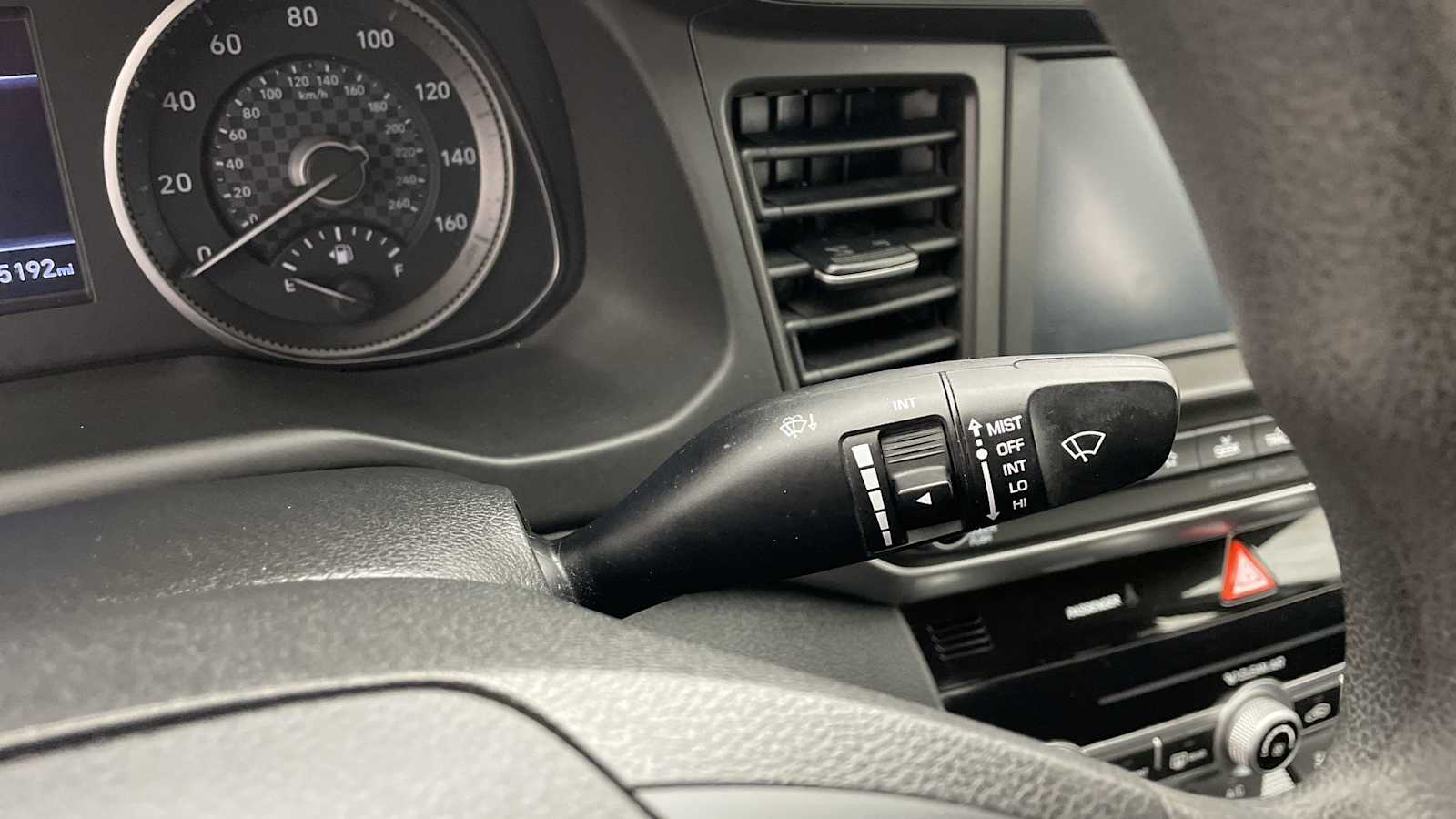 Thumbnail: 2020 Hyundai Elantra - 14