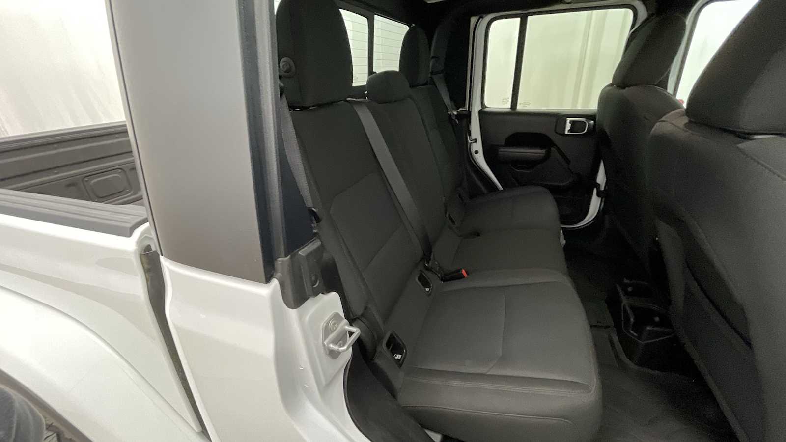 Thumbnail: 2023 Jeep Gladiator - 10