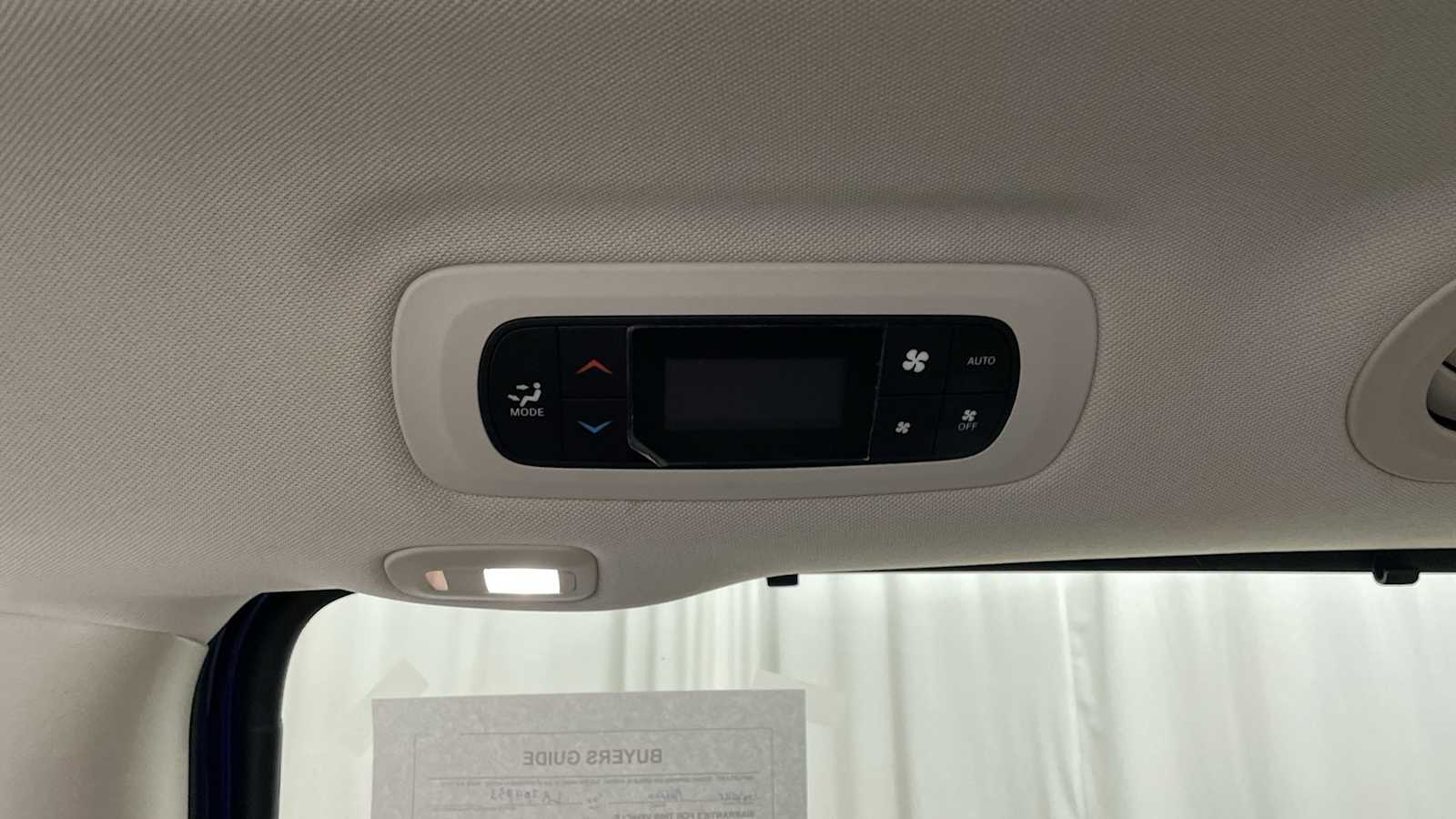 Thumbnail: 2020 Chrysler Pacifica - 29