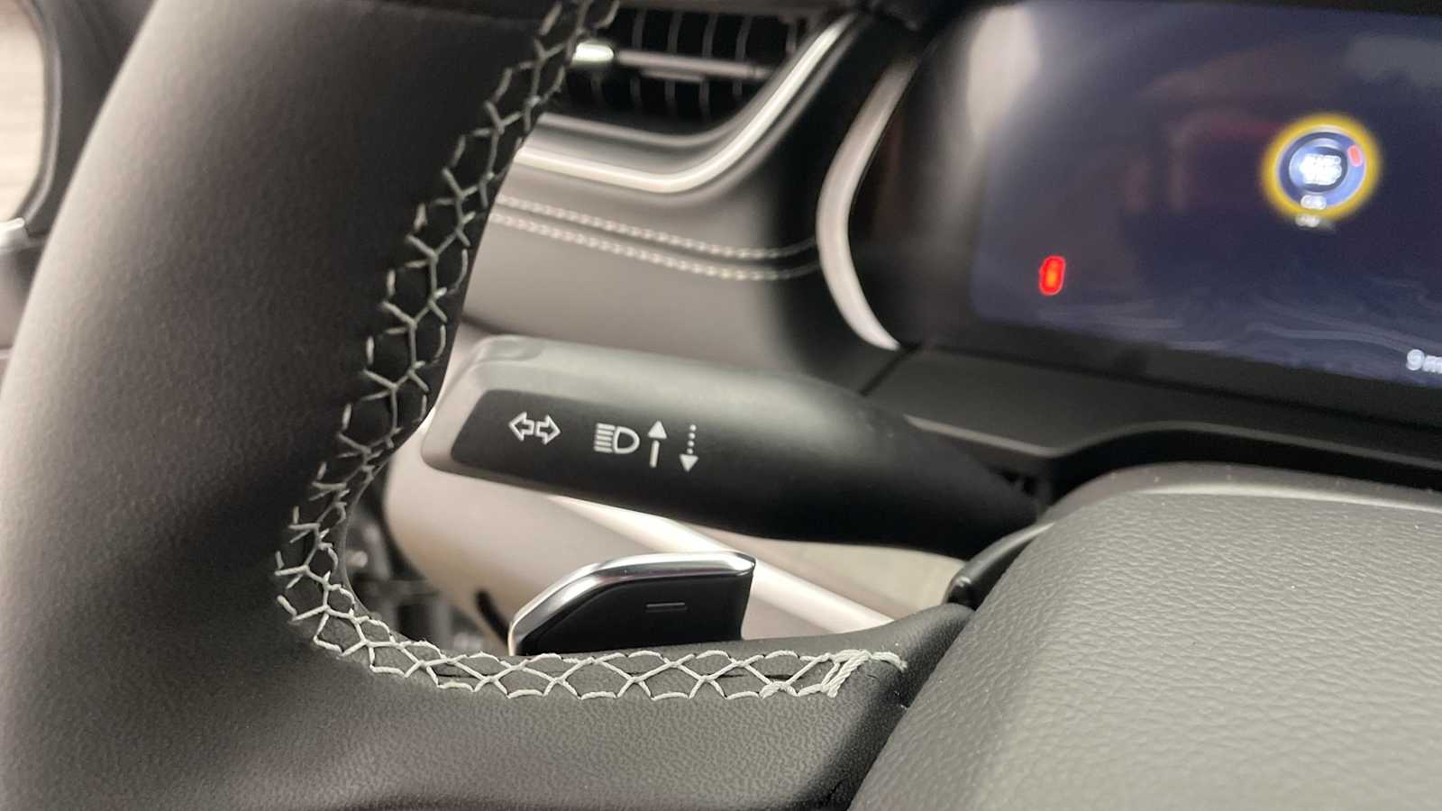 Thumbnail: 2025 Jeep Grand Cherokee - 19