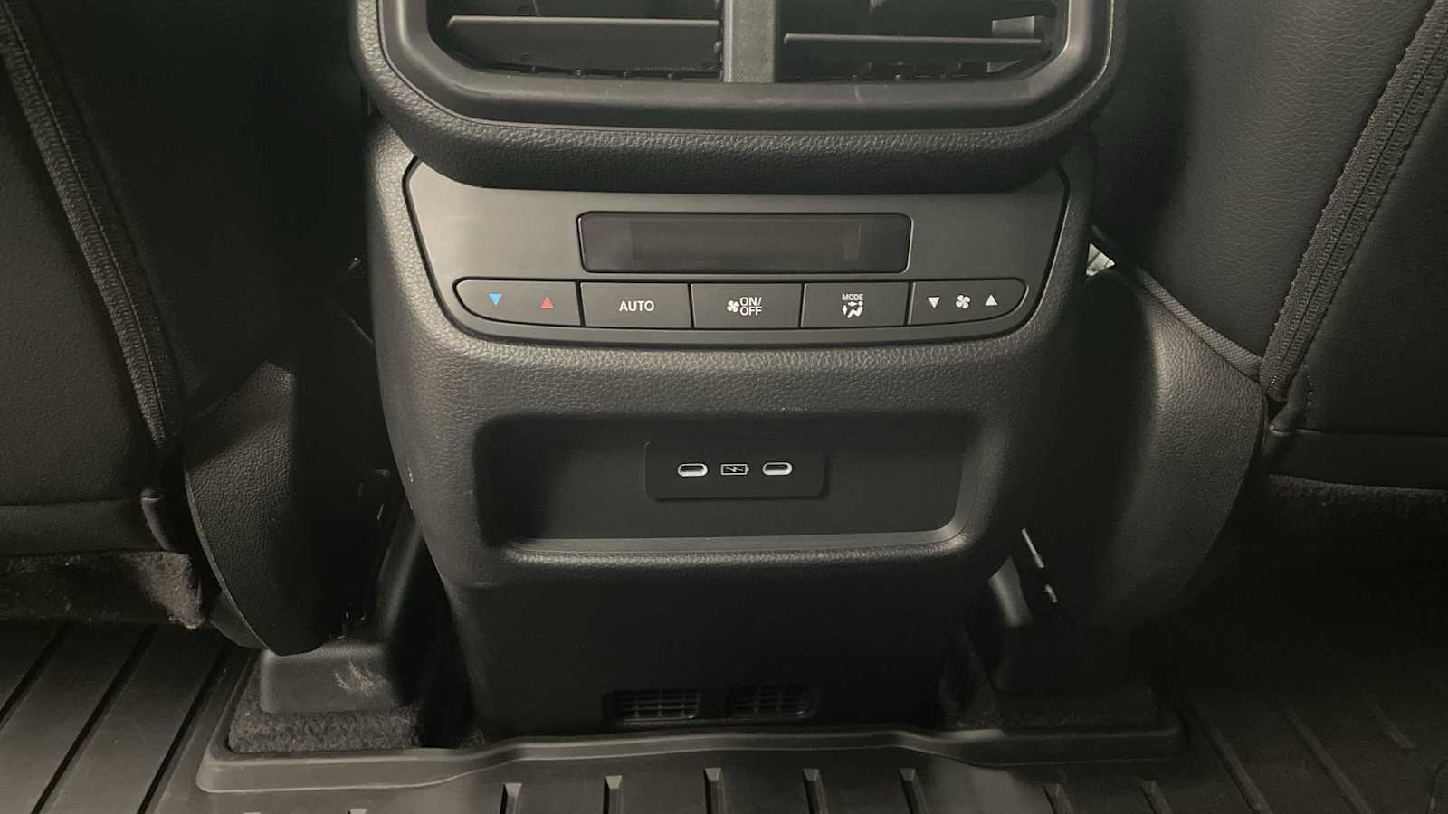 Thumbnail: 2024 Honda Pilot - 28