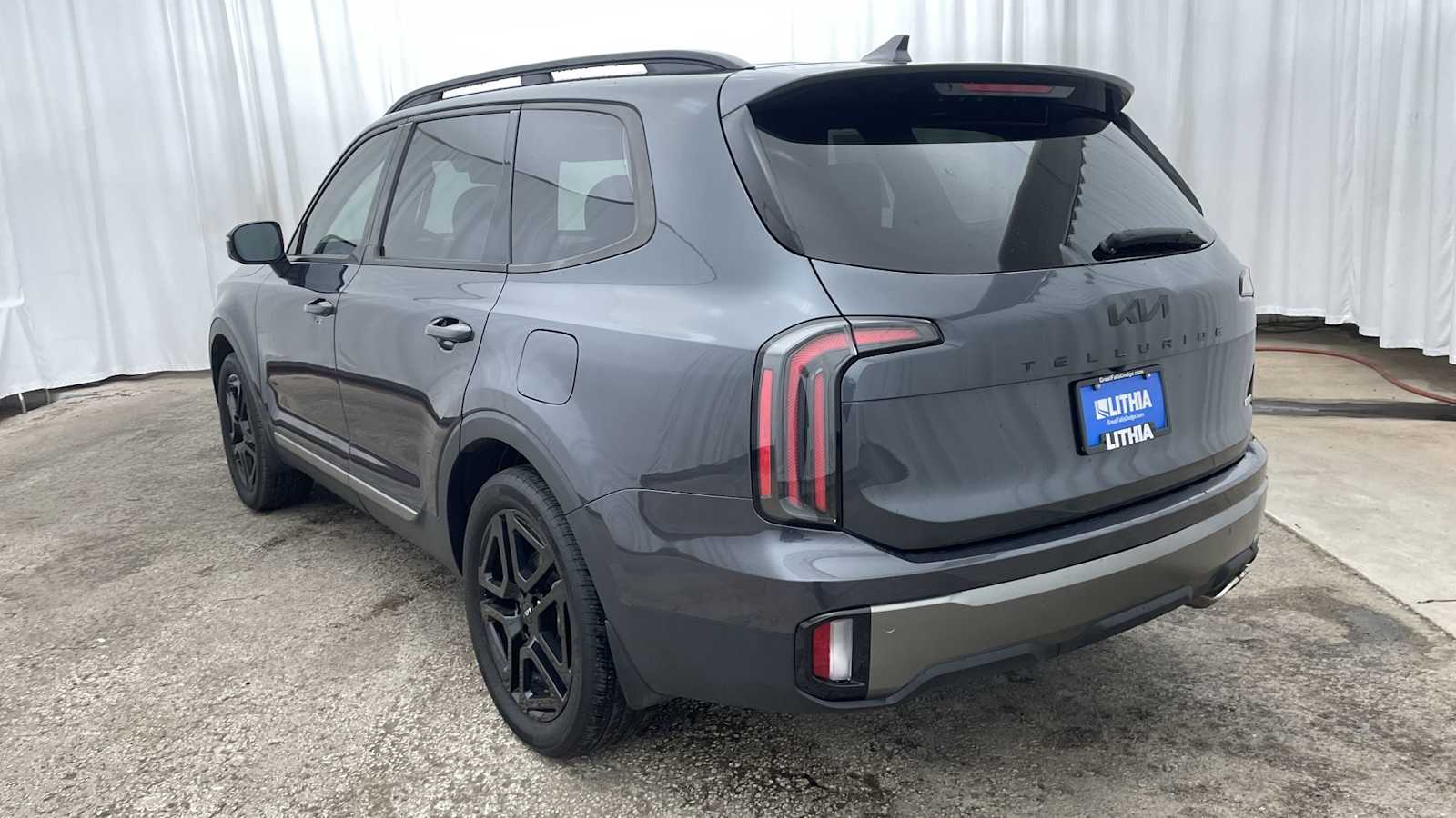 Thumbnail: 2023 Kia Telluride - 35