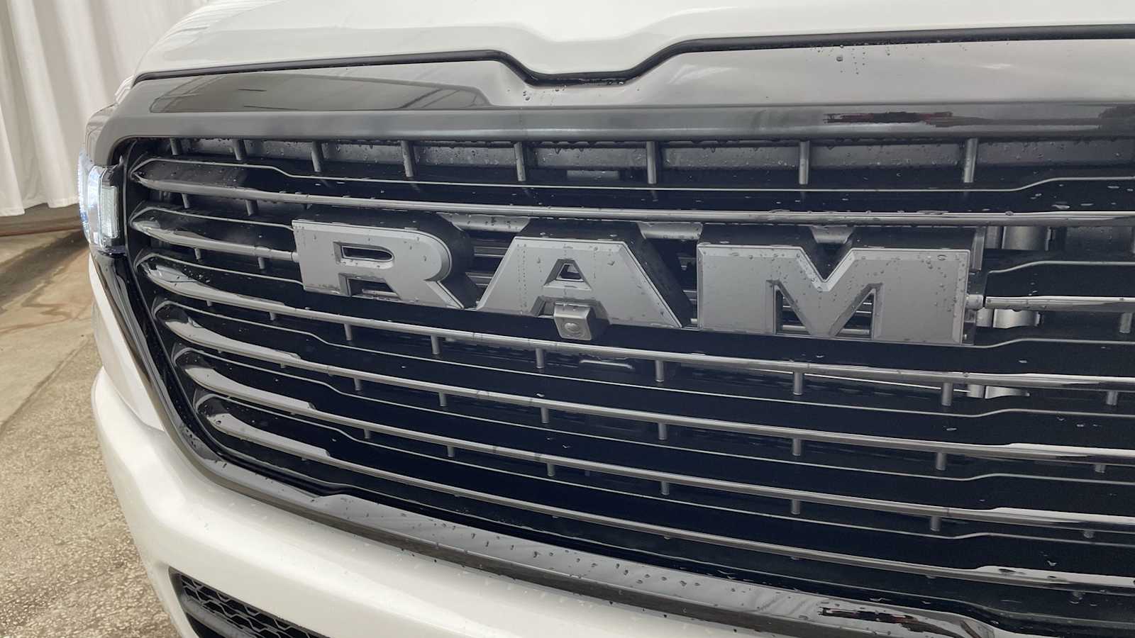 Thumbnail: 2026 RAM 1500 - 40