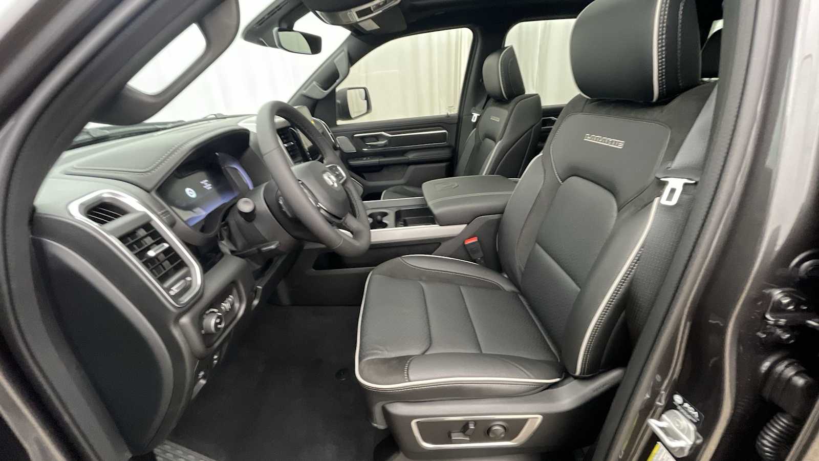 Thumbnail: 2026 RAM 1500 - 6