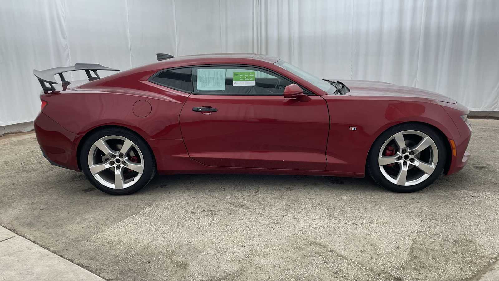Thumbnail: 2017 Chevrolet Camaro - 32