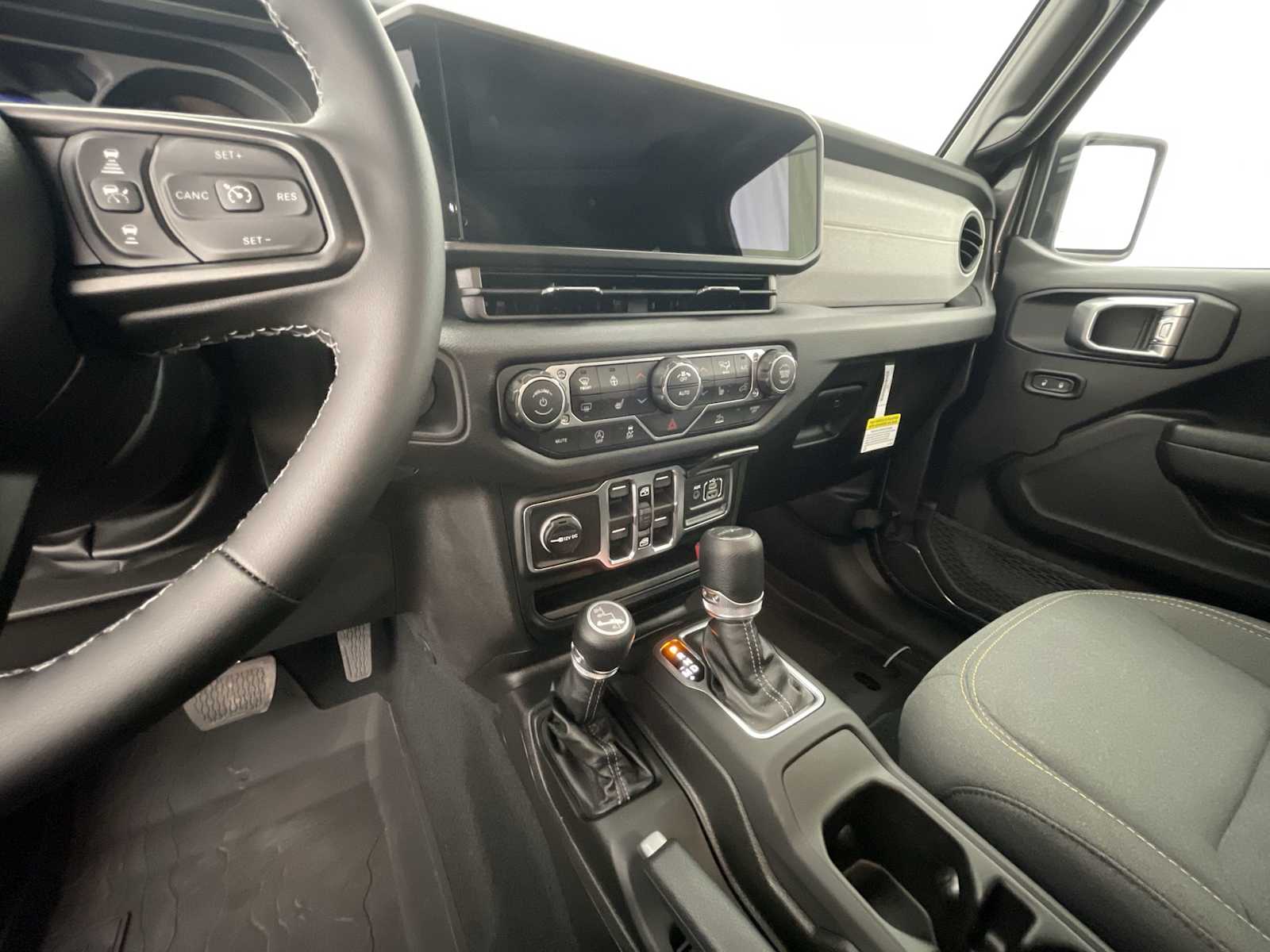2026 Jeep Gladiator Sport S - Photo 15
