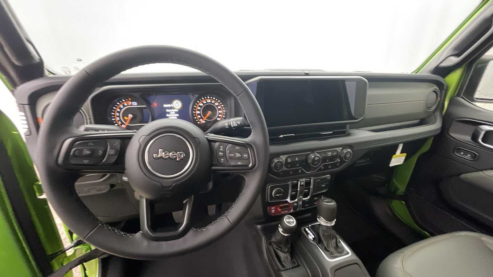 Thumbnail: 2025 Jeep Gladiator - 3