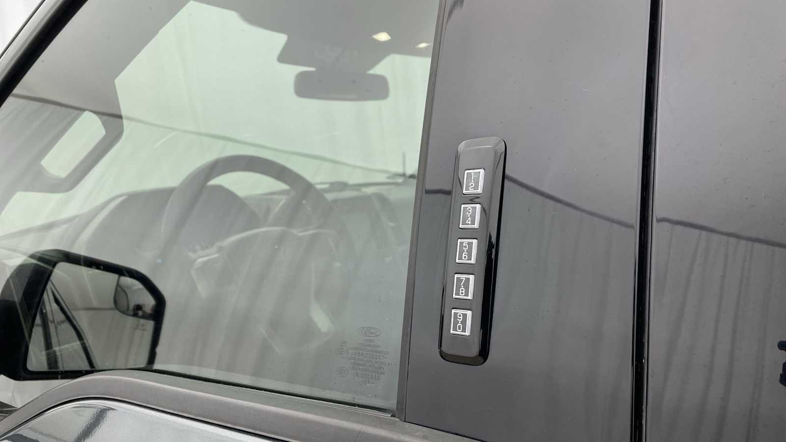 Thumbnail: 2018 Ford F-150 - 22