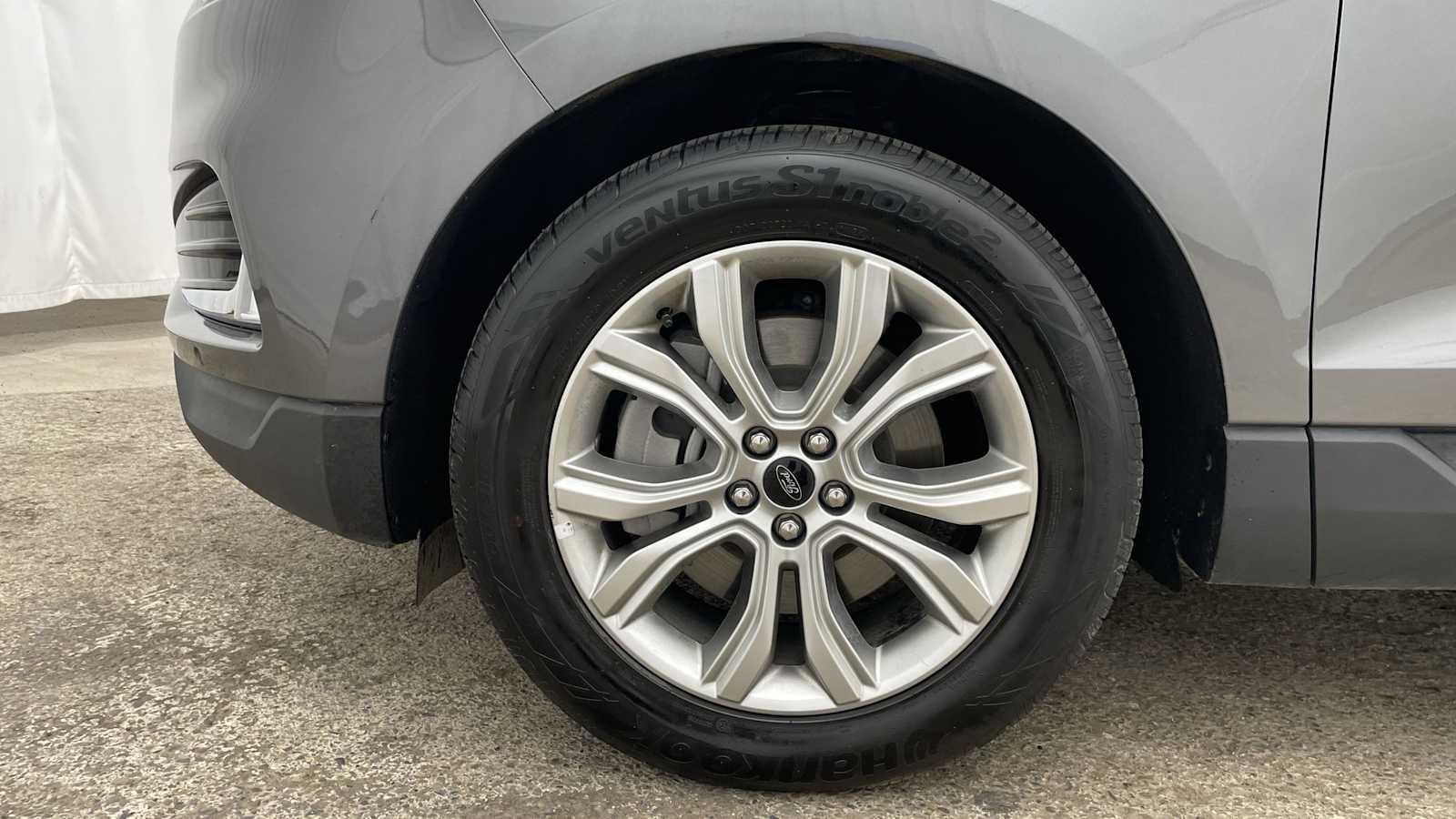 Thumbnail: 2024 Ford Edge - 41