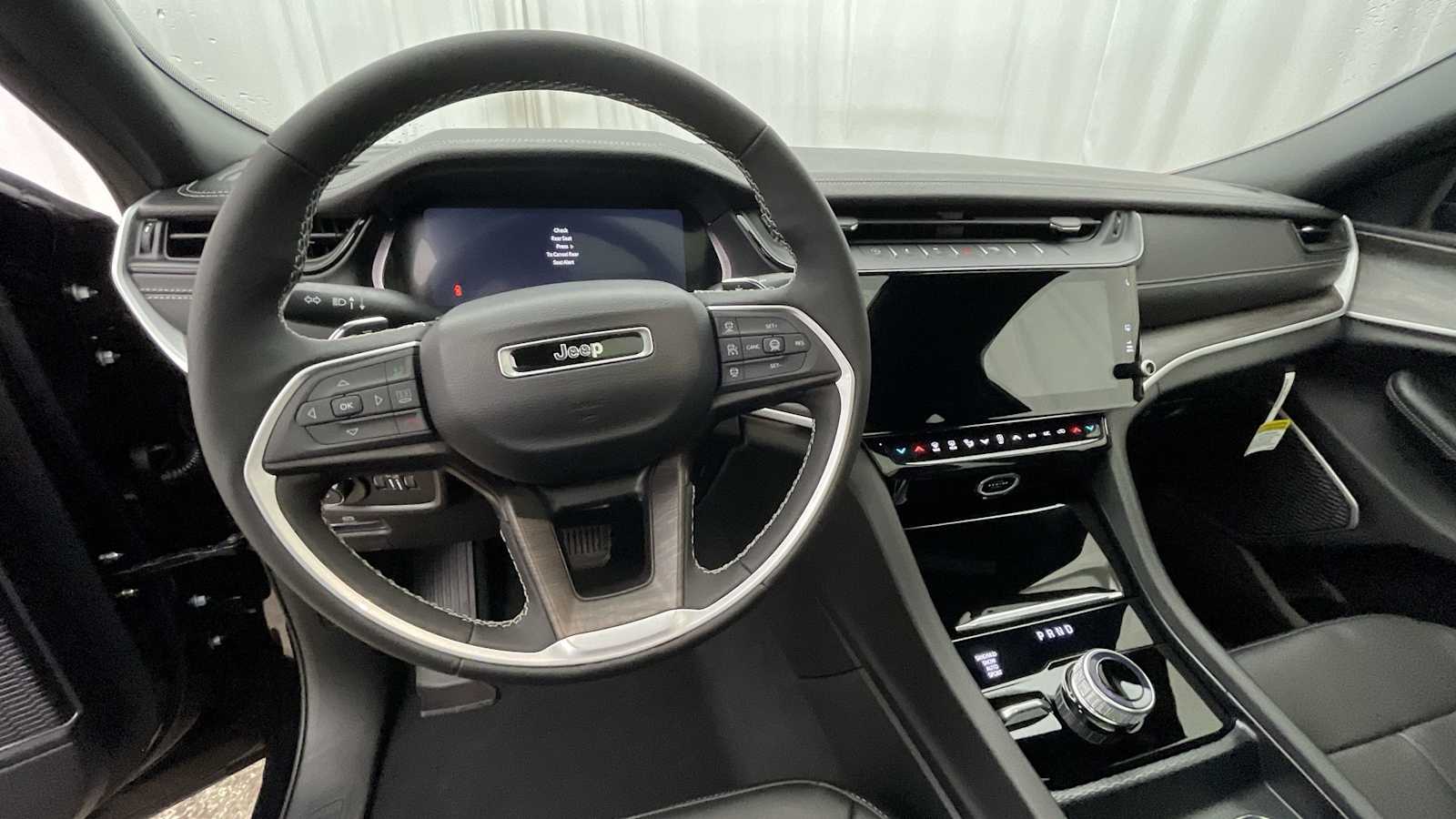 Thumbnail: 2026 Jeep Grand Cherokee L - 3