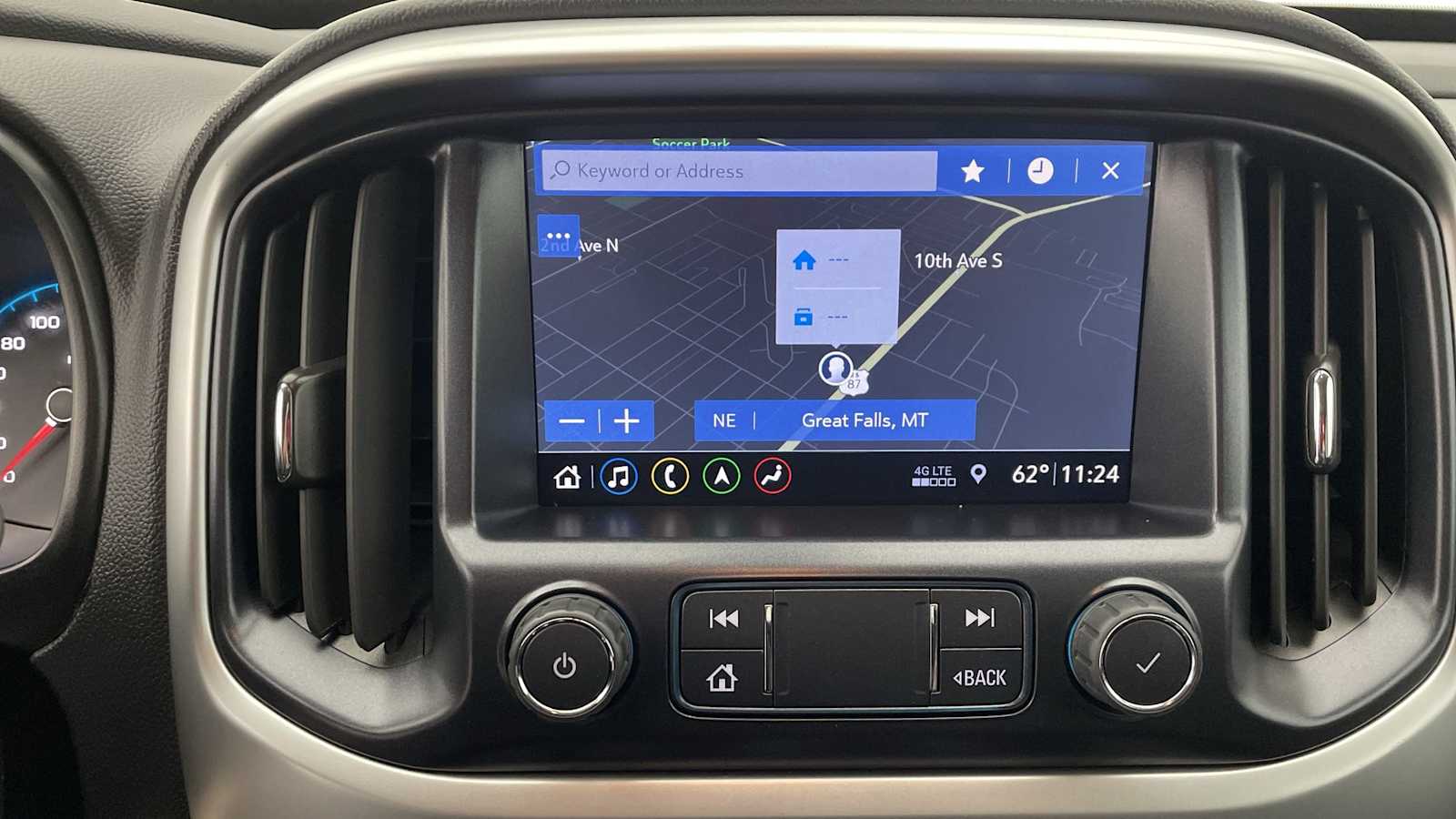 Thumbnail: 2022 Chevrolet Colorado - 4