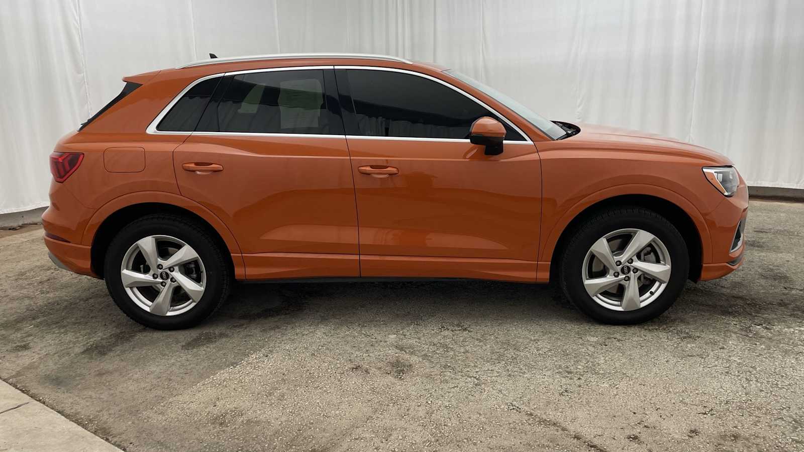 Thumbnail: 2021 Audi Q3 - 33