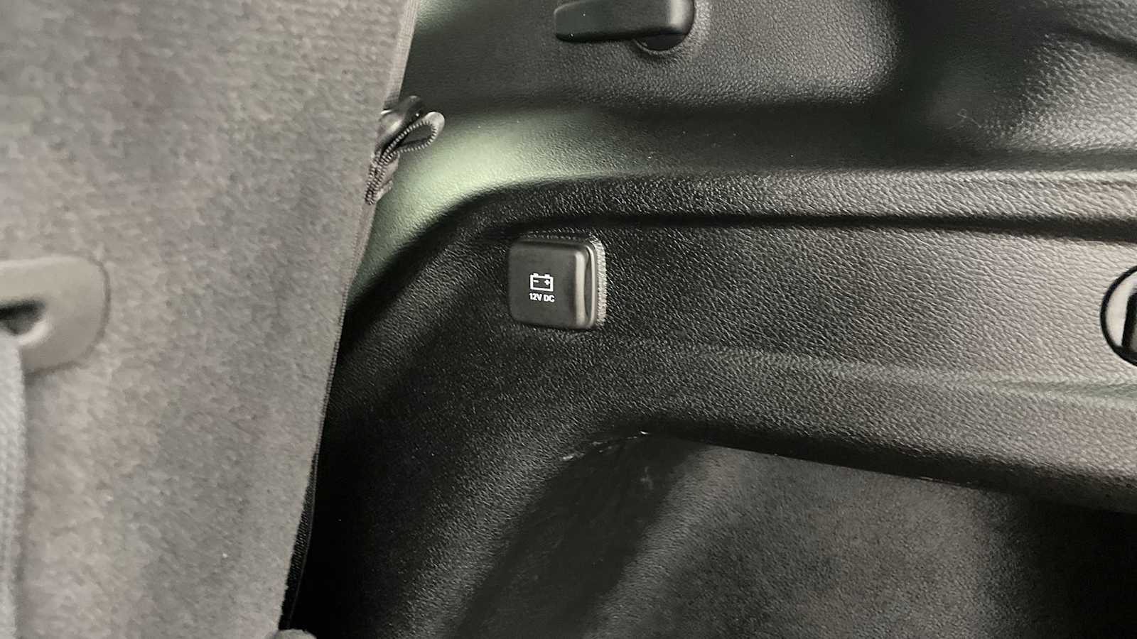 Thumbnail: 2022 Jeep Grand Cherokee - 28