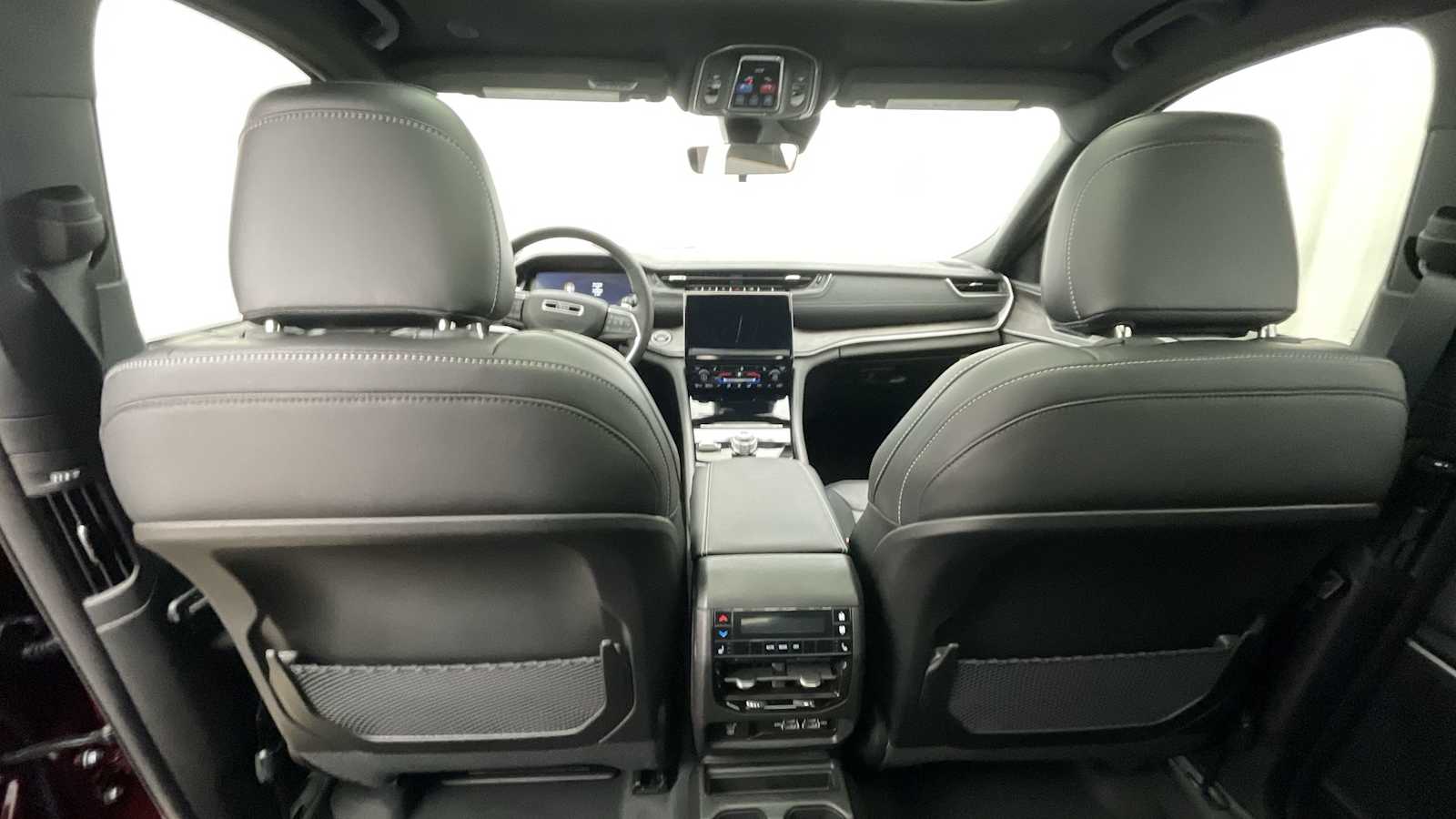 Thumbnail: 2025 Jeep Grand Cherokee - 8