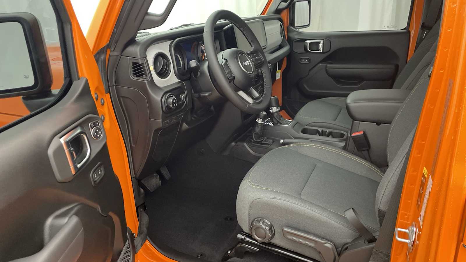 Thumbnail: 2025 Jeep Gladiator - 2