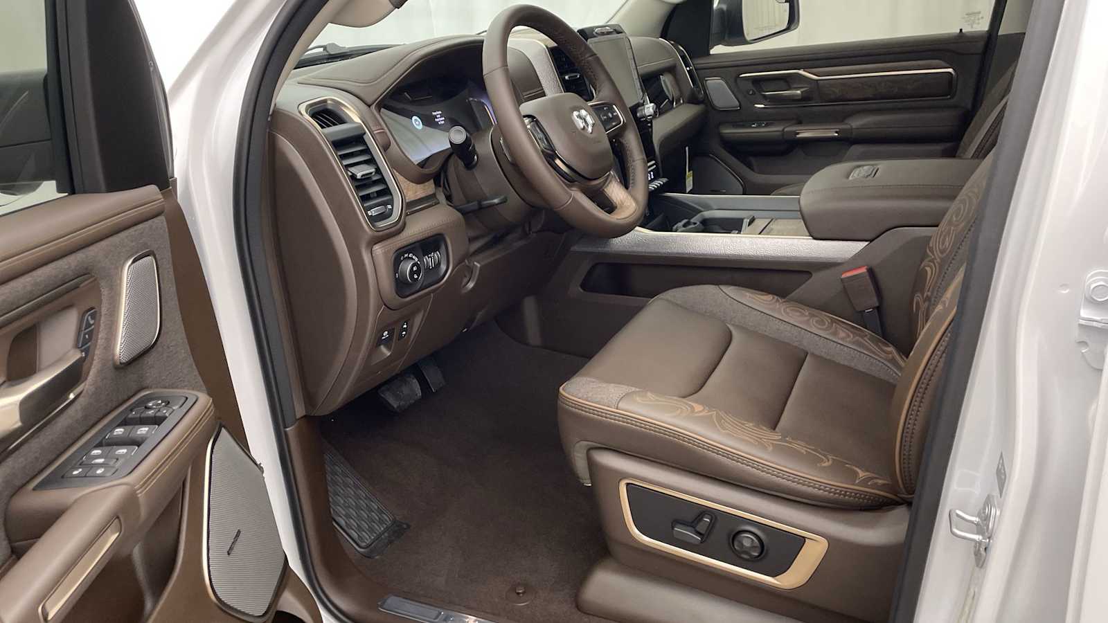 Thumbnail: 2026 RAM 1500 - 2