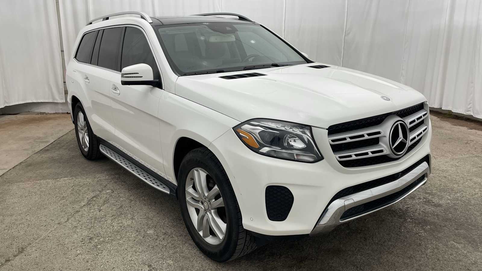 Thumbnail: 2017 Mercedes-Benz GLS - 38