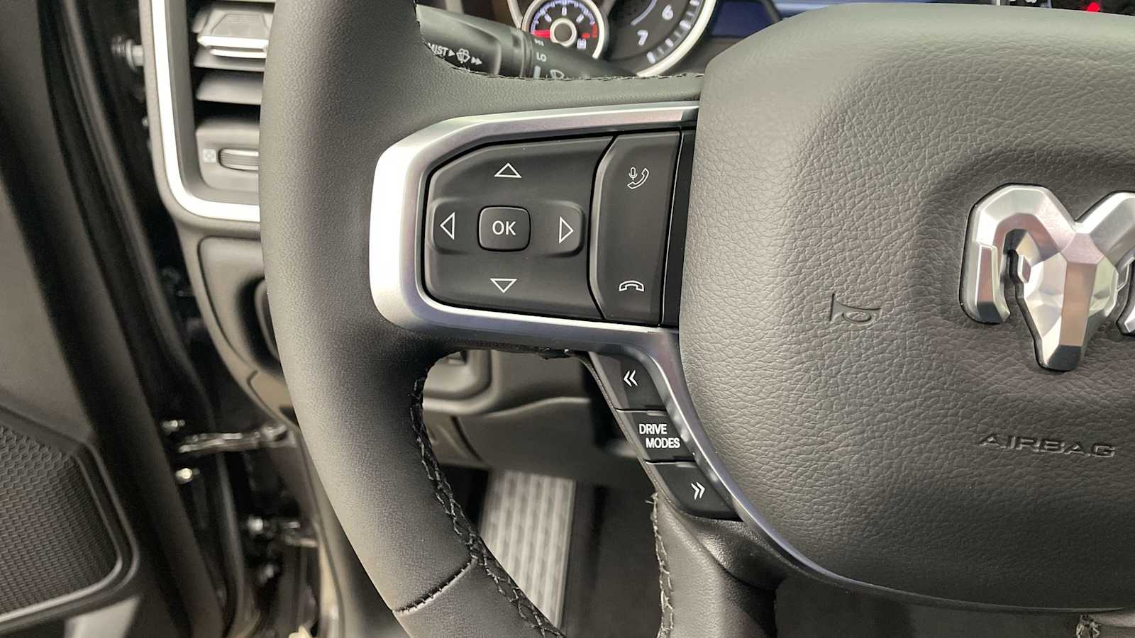 Thumbnail: 2026 RAM 1500 - 13