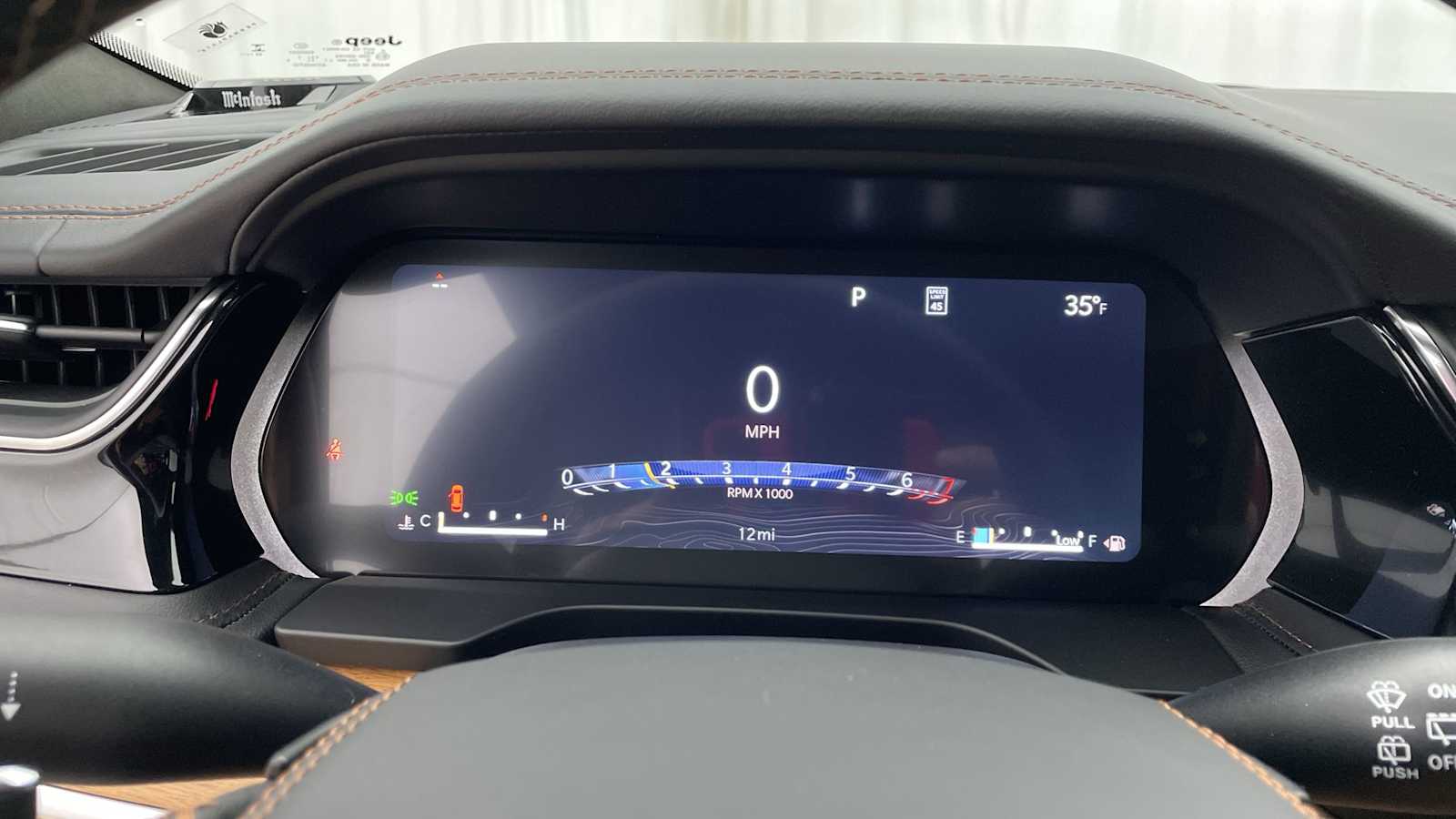 Thumbnail: 2025 Jeep Grand Cherokee - 24