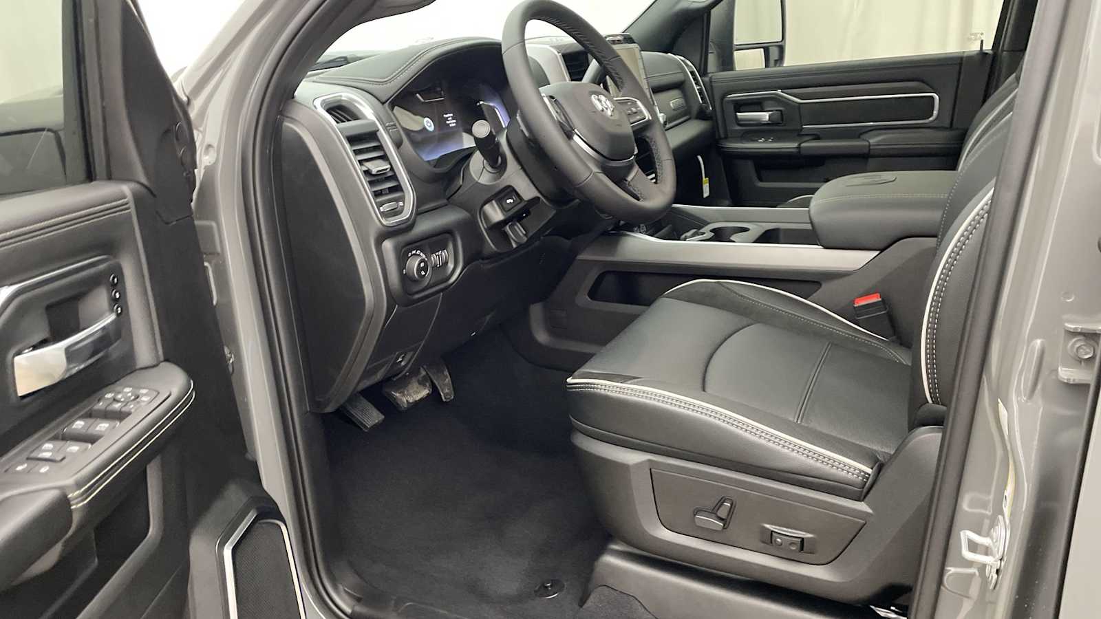 Thumbnail: 2026 RAM 3500 - 2