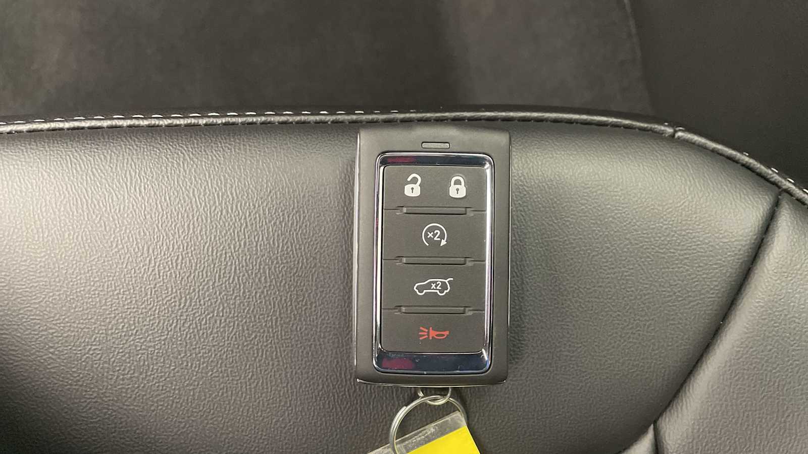 Thumbnail: 2025 Jeep Grand Cherokee - 24