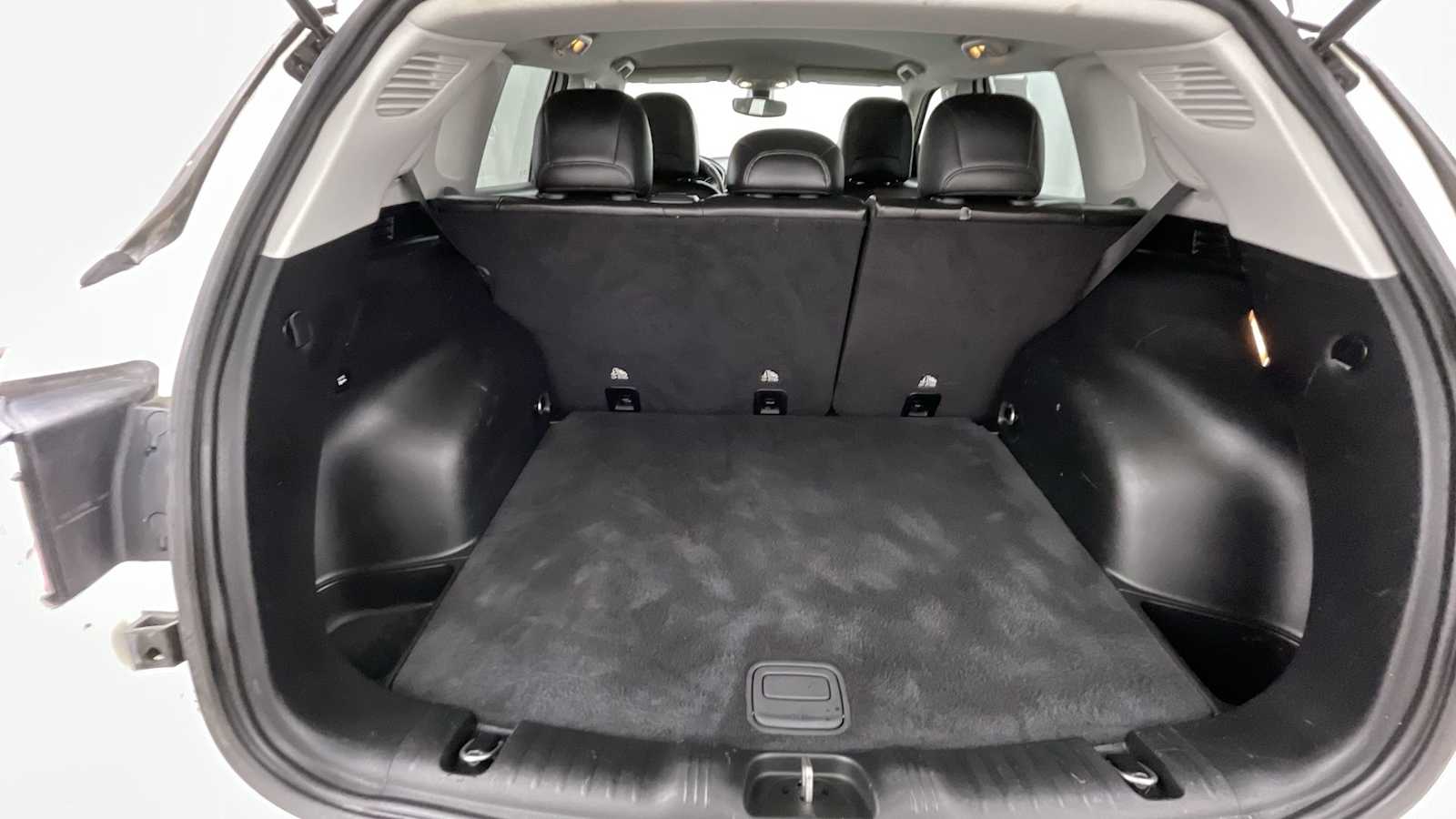 Thumbnail: 2018 Jeep Compass - 25