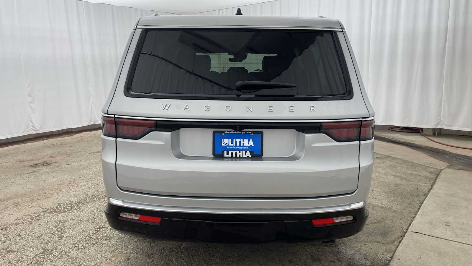 Thumbnail: 2025 Jeep Wagoneer - 36