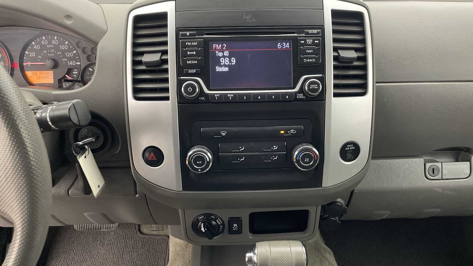 Thumbnail: 2016 Nissan Frontier - 15