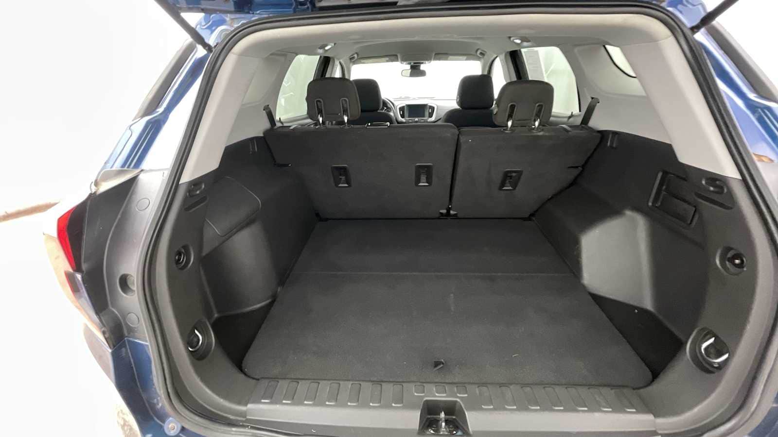 Thumbnail: 2020 GMC Terrain - 29