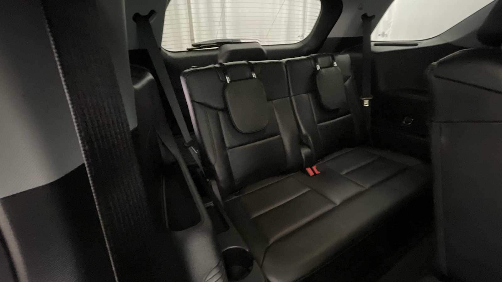 Thumbnail: 2022 Ford Explorer - 10