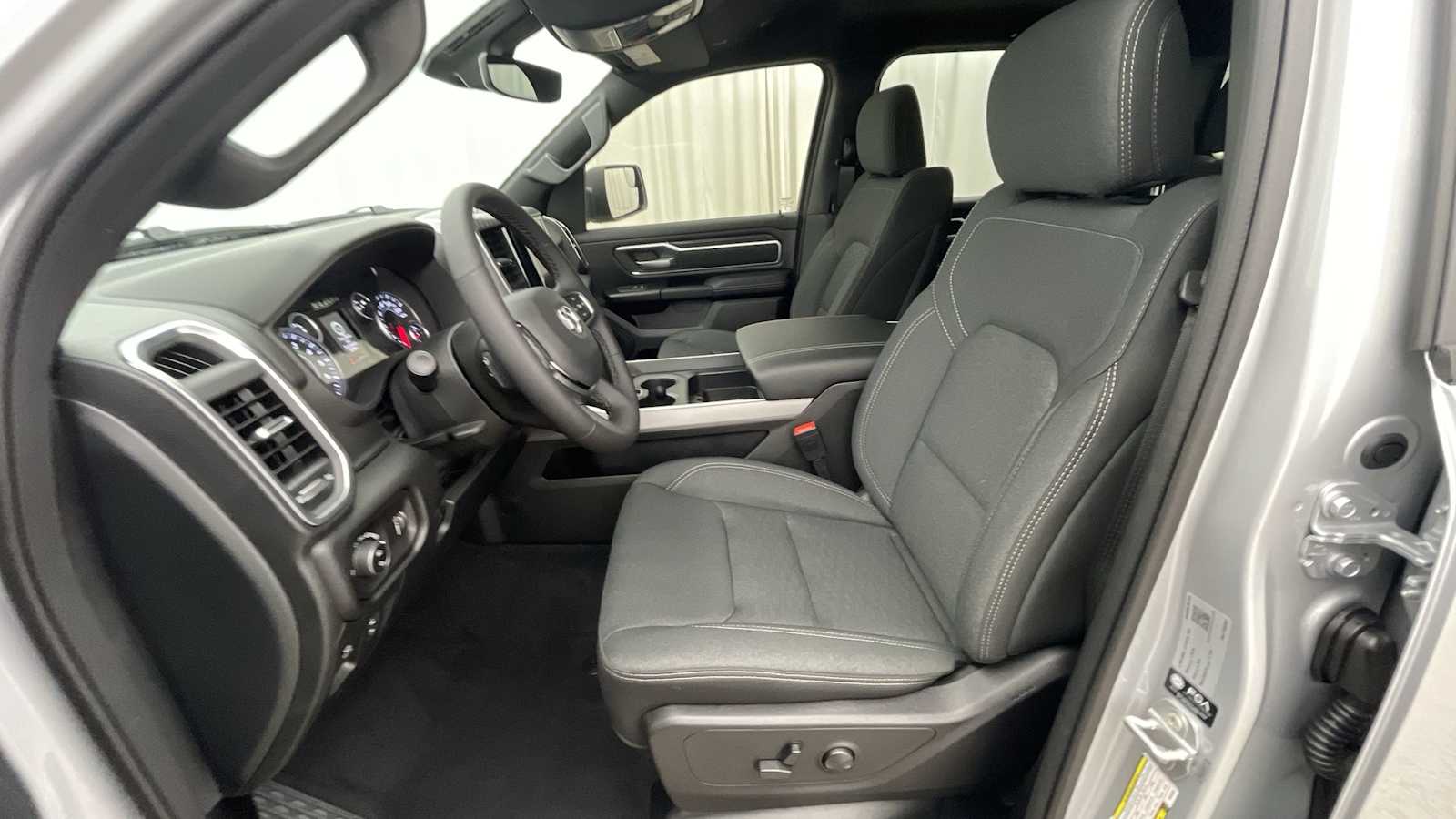 Thumbnail: 2026 RAM 1500 - 5