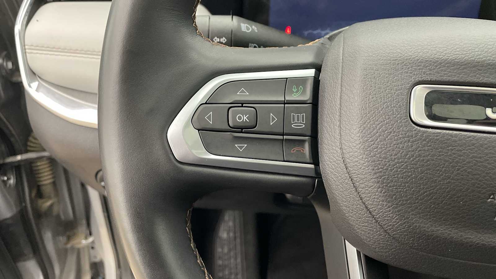 Thumbnail: 2022 Jeep Compass - 15