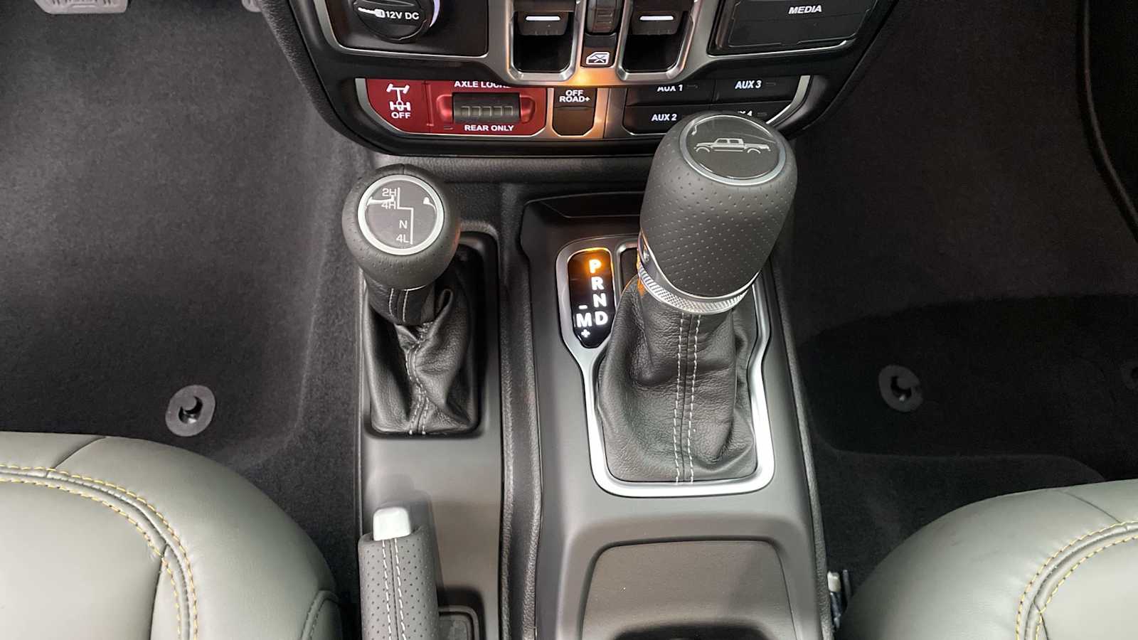 Thumbnail: 2025 Jeep Gladiator - 20