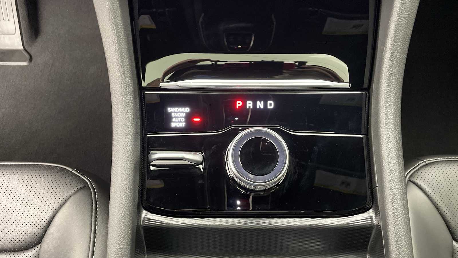 Thumbnail: 2025 Jeep Grand Cherokee - 22