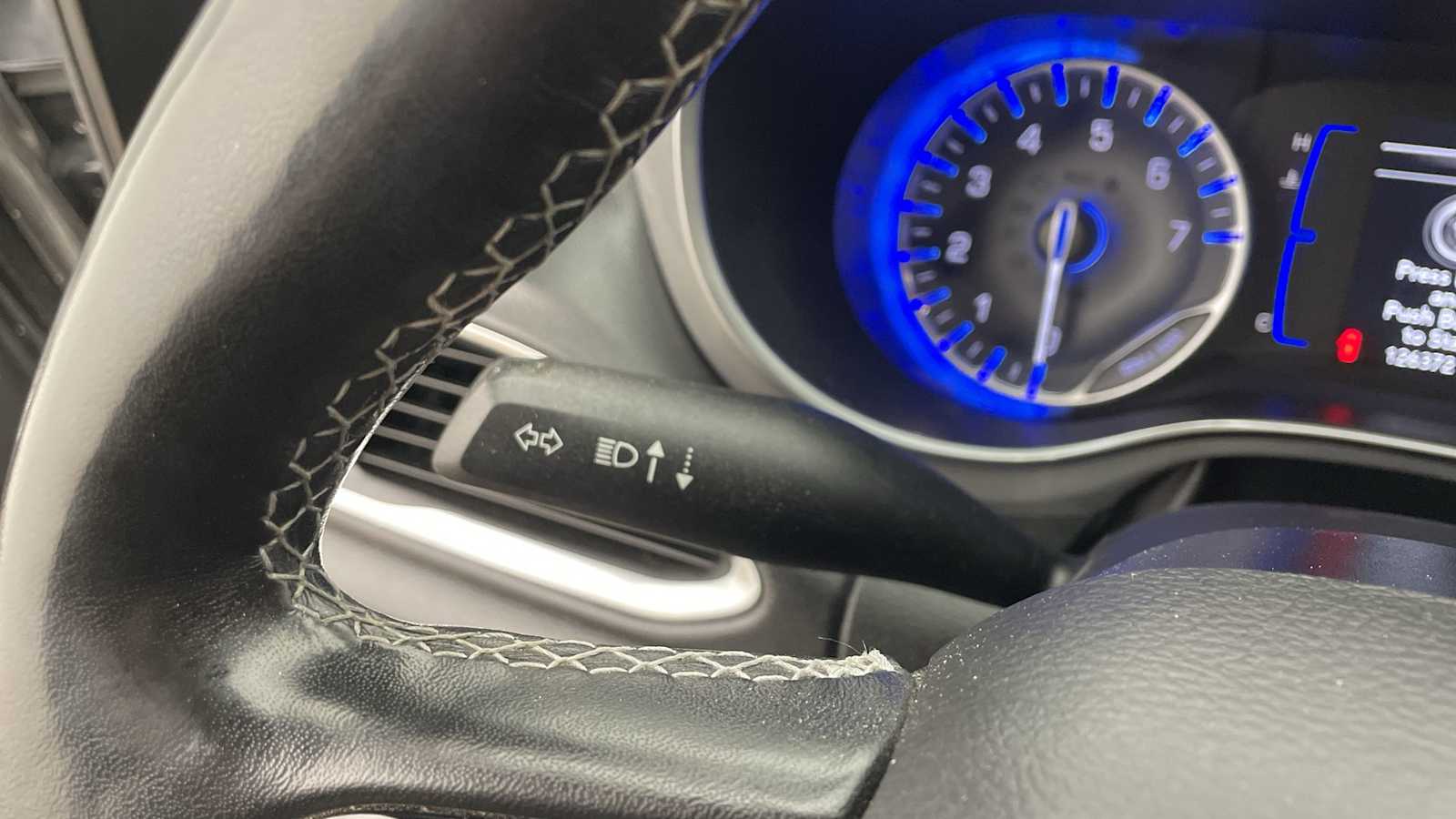 Thumbnail: 2019 Chrysler Pacifica - 16