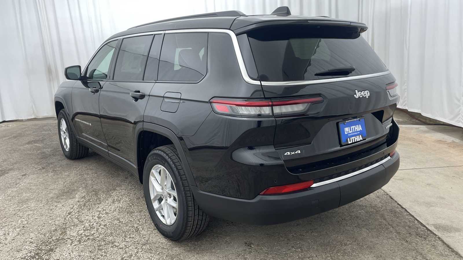 Thumbnail: 2026 Jeep Grand Cherokee L - 34
