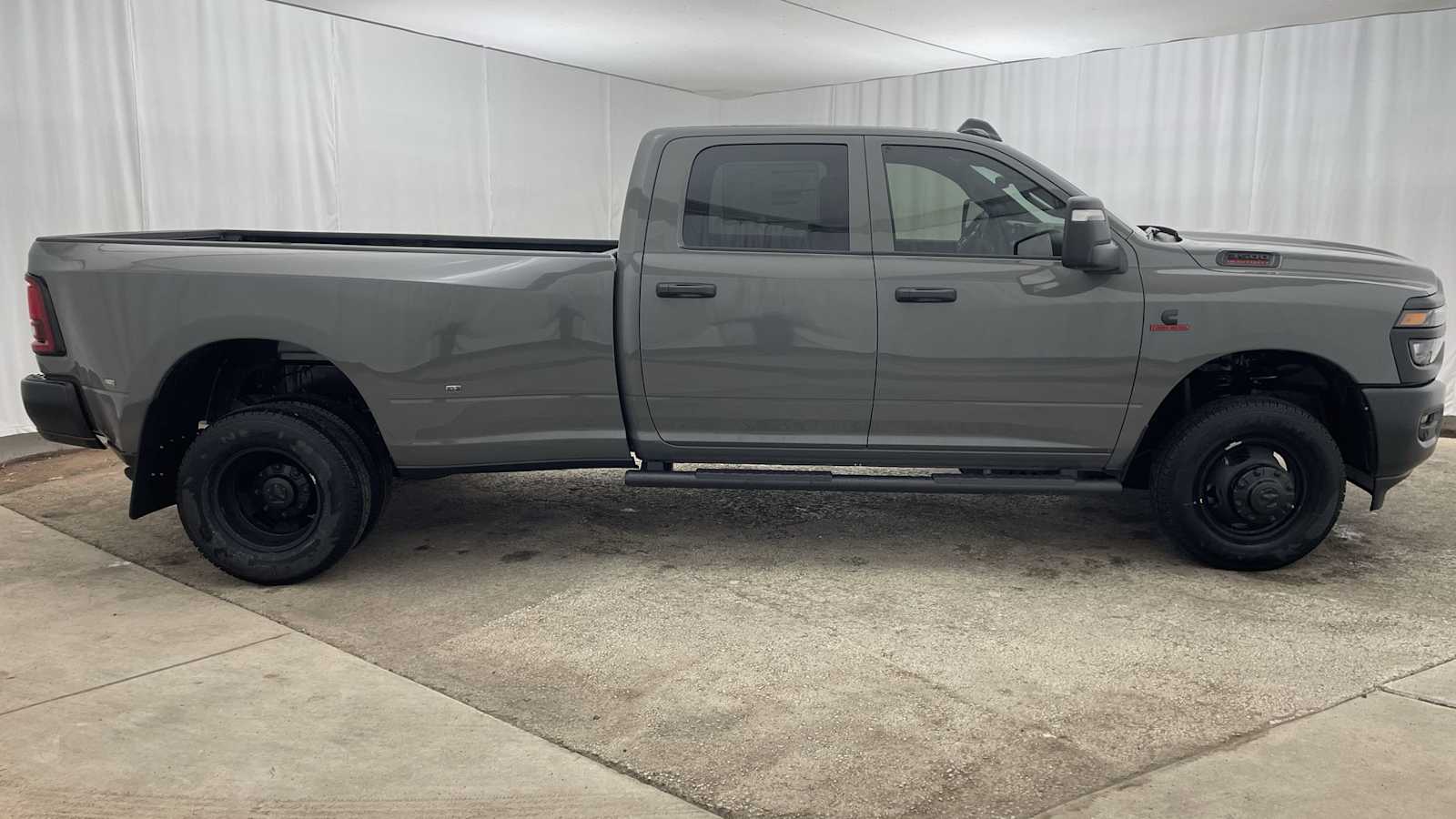 Thumbnail: 2026 RAM 3500 - 33