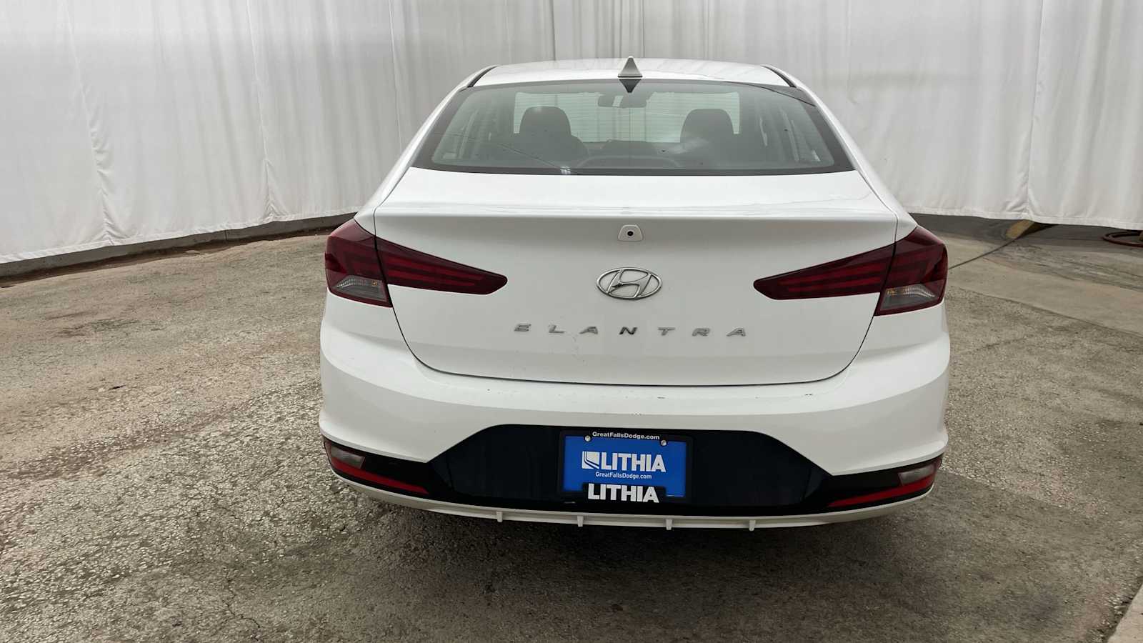 Thumbnail: 2020 Hyundai Elantra - 28