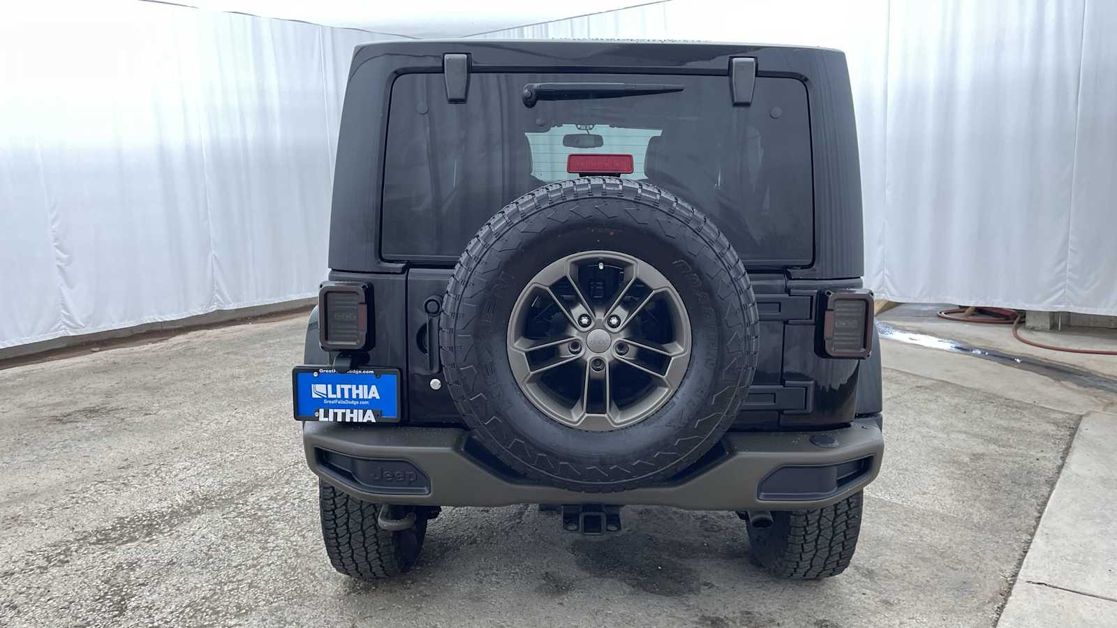 Thumbnail: 2016 Jeep Wrangler - 31