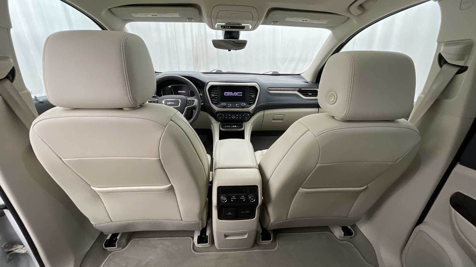 Thumbnail: 2022 GMC Acadia - 8